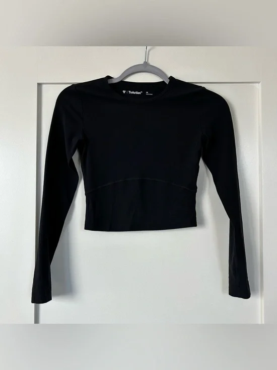 Aritzia TnAction TnaBUTTER™ Bound Longsleeve Black Size Extra Small - Picture 4 of 9
